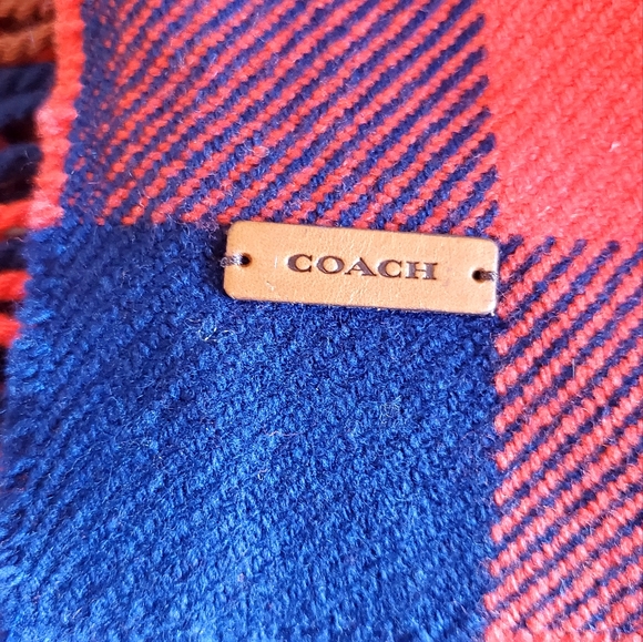 Coach scarf - Picture 2 of 2
